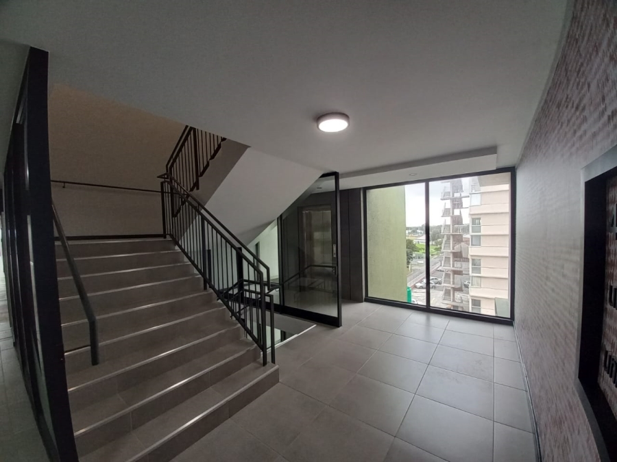 2 Bedroom Property for Sale in Pinelands Western Cape